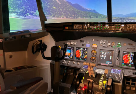 simulator Boeing - complice.ro